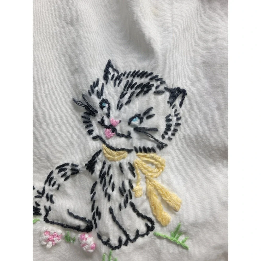 Vtg‎ 70s Embroidered hanging diaper holder Puppy Kitten Floral
